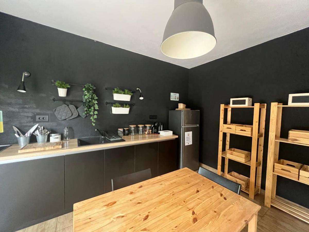 Guesthouse Dvoshko Хвар Экстерьер фото