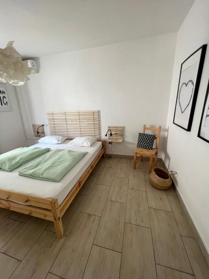 Guesthouse Dvoshko Хвар Экстерьер фото
