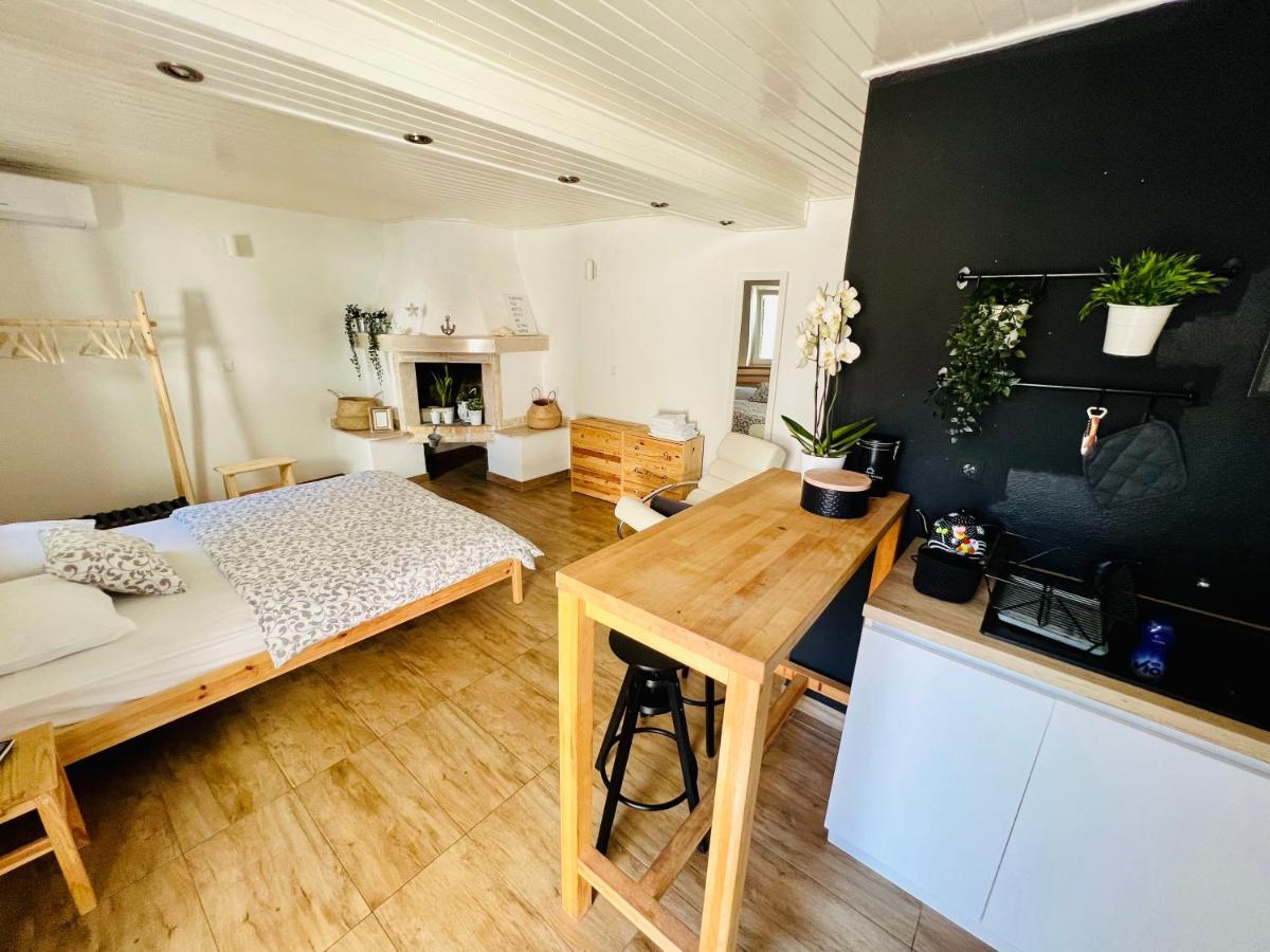 Guesthouse Dvoshko Хвар Экстерьер фото
