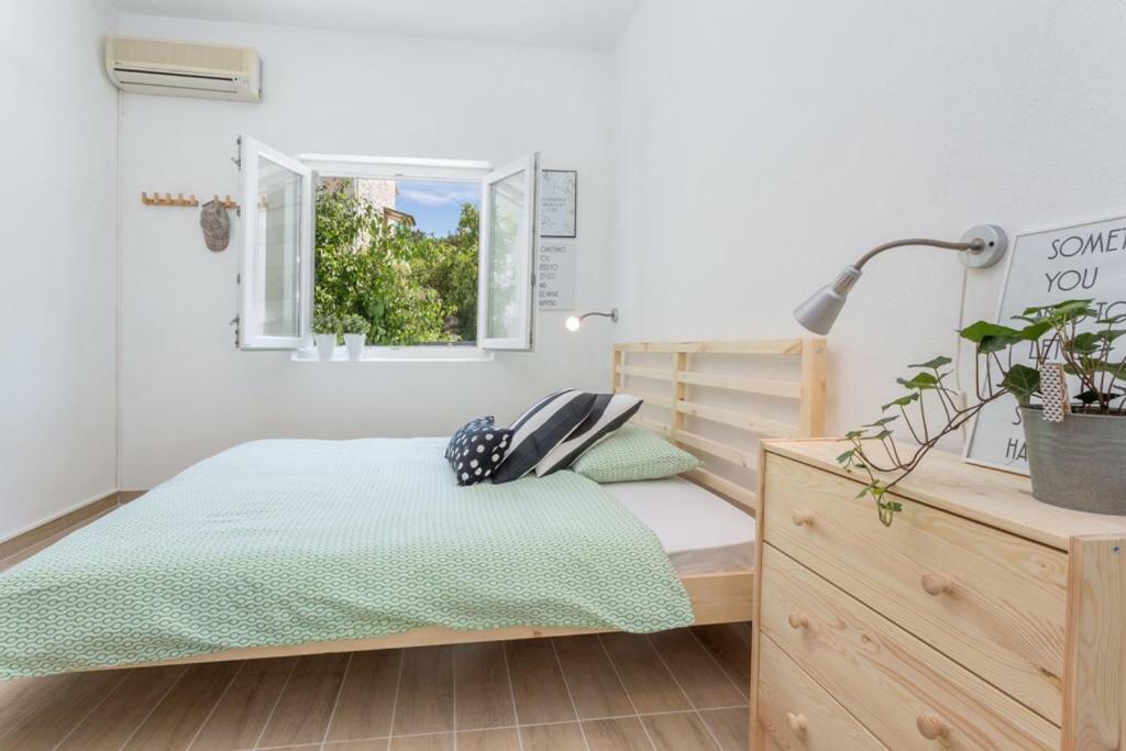 Guesthouse Dvoshko Хвар Экстерьер фото